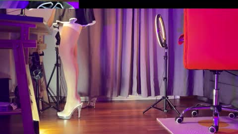 sdickyinout online show from November 2025 09:11:02 AM