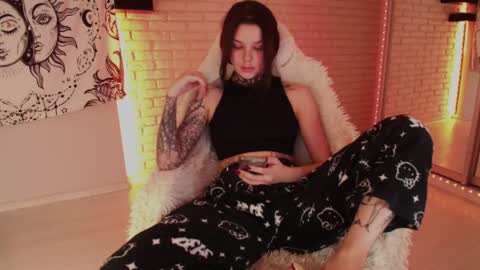 Eva online show from December 2024 11:39:02 PM