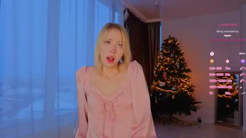 Chloe online show from March 2026 01:18:01 PM