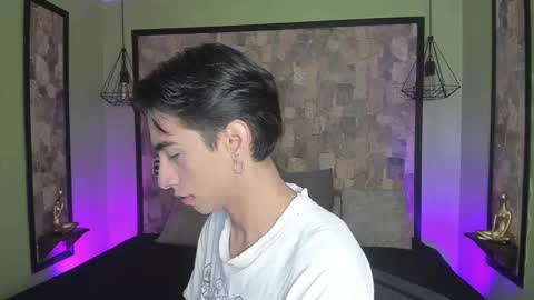 Snapshot of uyukie chatting on September 2025 12:05:01 PM UYUKIE online show from September 2025 12:05:01 PM