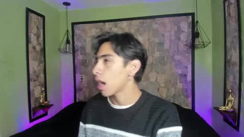 Snapshot of uyukie chatting on September 2025 11:34:02 AM UYUKIE online show from September 2025 11:34:02 AM