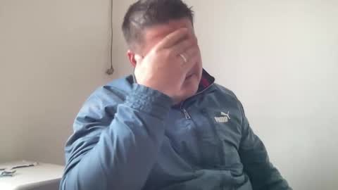 vaginalnik online show from October 2025 06:47:02 AM