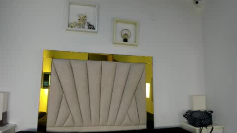 vahioleth  online show from February 2026 03:22:01 AM