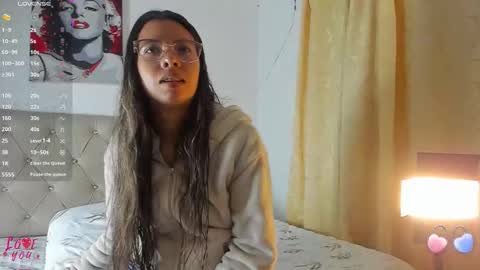 Vahiolet smith online show from September 2025 02:57:01 AM