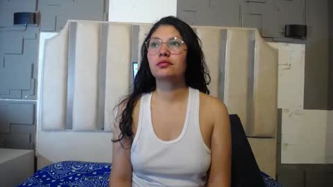 Vainilla online show from March 2026 01:55:02 AM