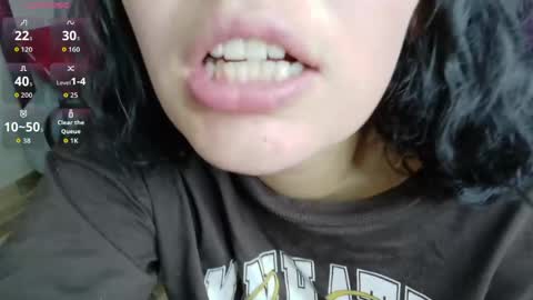 Vainilla online show from April 2026 02:03:02 AM