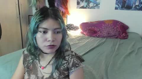 Vaiolet1314 online show from February 2026 04:55:01 AM