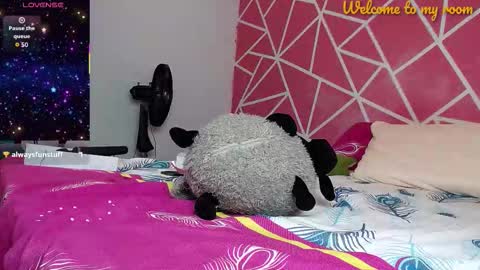 valentina online show from October 2025 03:37:01 AM