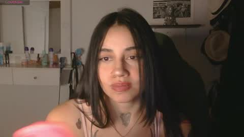 Snapshot of val_bardot1 chatting on June 2026 01:18:01 AM first of all... who are u online show from June 2026 01:18:01 AM