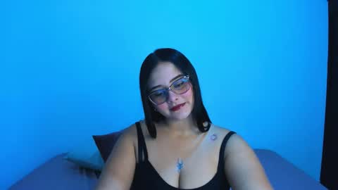 Snapshot of val_ferrer chatting on September 2025 02:22:02 AM Valeria online show from September 2025 02:22:02 AM
