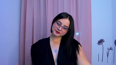 Snapshot of val_ferrer chatting on September 2025 02:22:02 AM Valeria online show from September 2025 02:22:02 AM