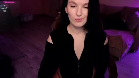 Val online show from January 2025 09:17:02 PM