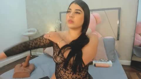 Valentina online show from December 2025 03:04:01 AM