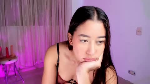 Snapshot of vale_kross chatting on February 2026 05:36:02 PM HI IM NEW online show from February 2026 05:36:02 PM