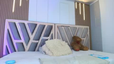 valeamaya online show from June 2026 07:34:01 PM