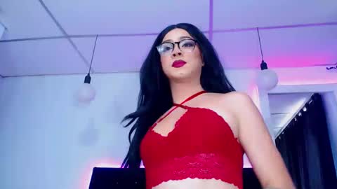 Snapshot of valen_foxxx chatting on January 2025 07:53:02 PM valen_foxxx online show from January 2025 07:53:02 PM