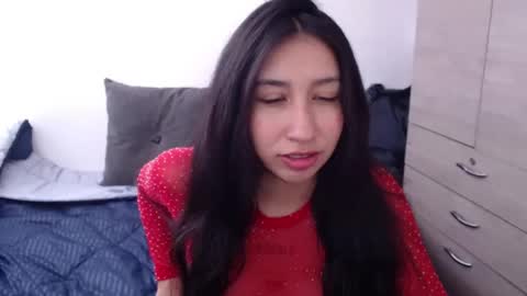 Valentina online show from May 2026 04:37:01 PM