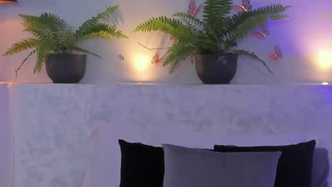 Valentina online show from February 2025 07:03:02 PM