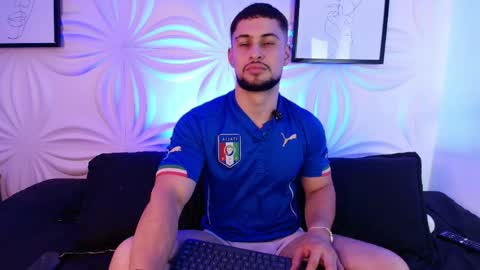 valenssio_moretti online show from May 2026 01:47:02 AM