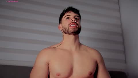 valenthinoking online show from November 2025 04:50:02 AM