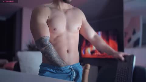 valenthinoking online show from February 2026 06:40:02 AM