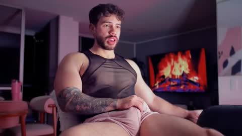 valenthinoking online show from February 2026 11:55:01 PM