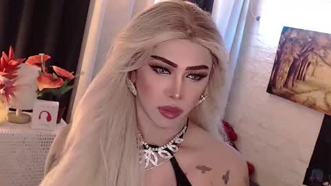 Snapshot of valentina_goddess_tsxxx chatting on September 2025 02:50:02 AM Amanda online show from September 2025 02:50:02 AM