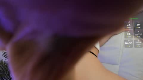 Snapshot of valentina_m17 chatting on January 2025 04:01:01 AM VALENTINA online show from January 2025 04:01:01 AM