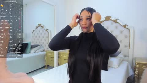 Valentina  online show from February 2025 12:11:02 PM