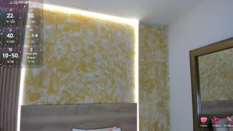 Valentina  online show from September 2025 12:16:01 PM