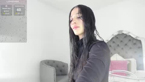 Valentina  online show from June 2026 12:11:01 PM