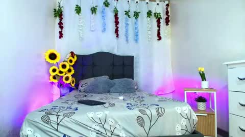 valentina_y_sneiderr online show from July 2026 03:33:01 AM