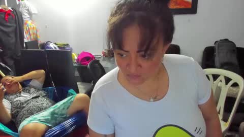 valentina online show from February 2025 01:00:02 AM