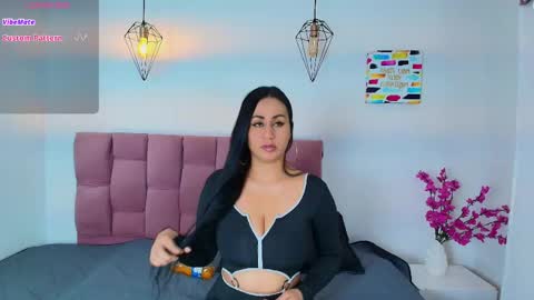 ValentinaJaramilloo online show from June 2026 01:37:01 PM