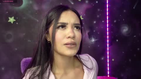 valentinarojass_ online show from April 2026 05:22:02 PM