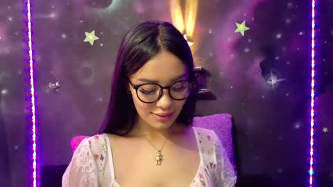 valentinarojass_ online show from May 2026 06:38:02 PM