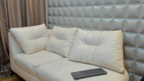 Snapshot of valentinasu chatting on January 2025 02:02:02 PM Valentina online show from January 2025 02:02:02 PM