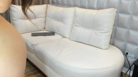 Snapshot of valentinasu chatting on February 2025 06:00:02 PM Valentina online show from February 2025 06:00:02 PM