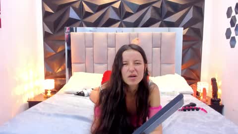 Snapshot of valentinasu chatting on October 2025 02:38:01 PM Valentina online show from October 2025 02:38:01 PM