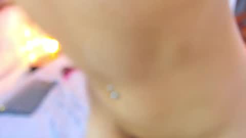 Snapshot of valentinasu chatting on November 2025 01:54:01 PM Valentina online show from November 2025 01:54:01 PM