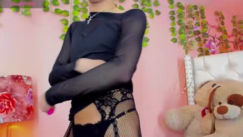 valentinee_xo online show from June 2026 04:55:01 AM