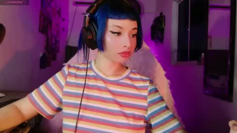 Snapshot of valentinna_5 chatting on November 2025 10:03:02 AM Danielle Please help me to reach 300 thumbs up online show from November 2025 10:03:02 AM