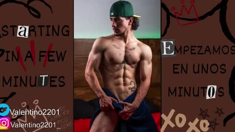 valentino online show from February 2025 02:14:01 AM