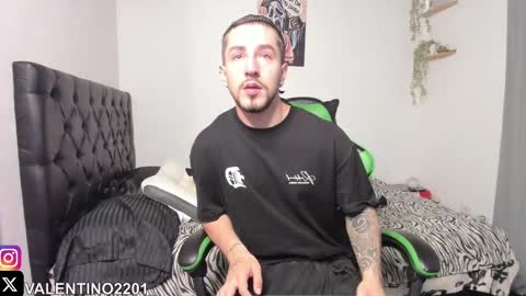 valentino online show from September 2025 10:54:02 PM