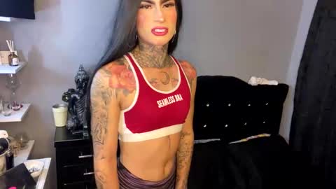 Snapshot of valentino_bs chatting on February 2026 04:49:01 PM valentino_bs online show from February 2026 04:49:01 PM