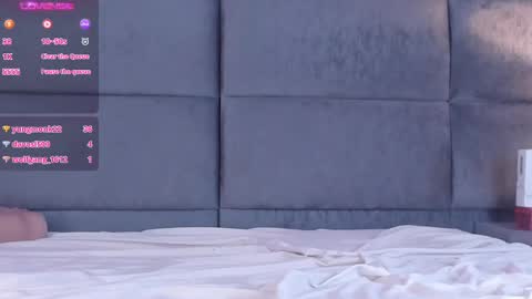 Snapshot of valentino_moon chatting on March 2025 09:22:01 AM valentino moon online show from March 2025 09:22:01 AM