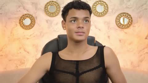 Snapshot of valentino_thompson chatting on September 2025 07:57:02 PM valentino_thompson online show from September 2025 07:57:02 PM