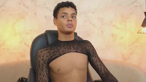 Snapshot of valentino_thompson chatting on September 2025 07:59:02 PM valentino_thompson online show from September 2025 07:59:02 PM