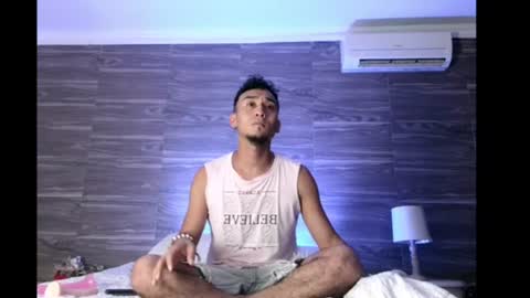 Snapshot of valentino_vega chatting on July 2026 11:25:02 PM Valentino Vega online show from July 2026 11:25:02 PM