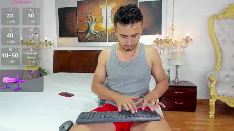 Snapshot of valentinos_ chatting on February 2026 08:45:02 PM Valentinos online show from February 2026 08:45:02 PM